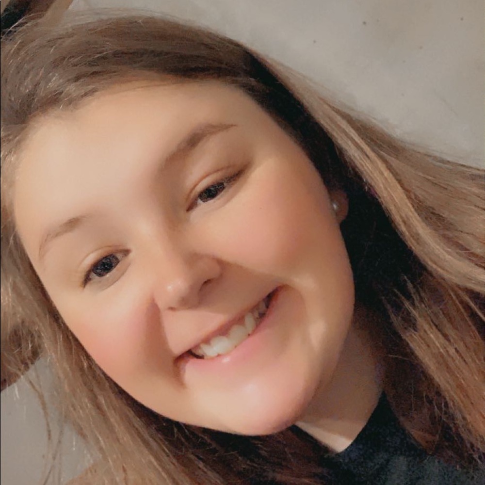 Meet your Posher, Emily